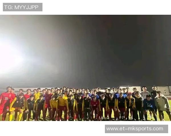 小邝迎战U16巴林队,曾对阵巴萨河床等豪门青训